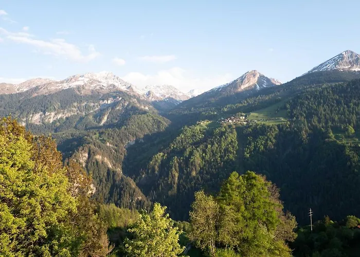 Lovely In A Sunny Village Апартаменты