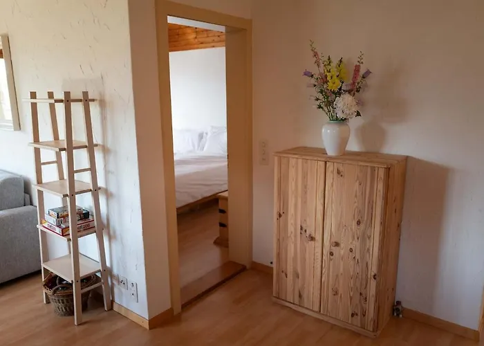 公寓 Lovely In A Sunny Village *